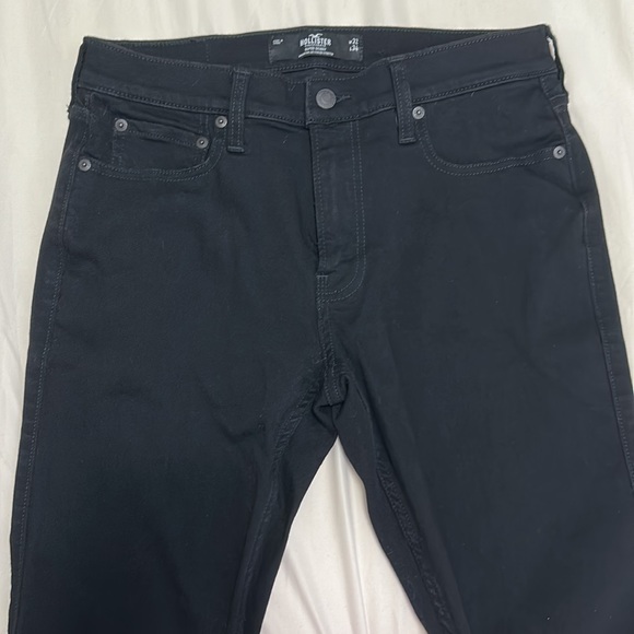 3/$40 Tall Hollister jeans size 32 with 34” inseam - Picture 2 of 3